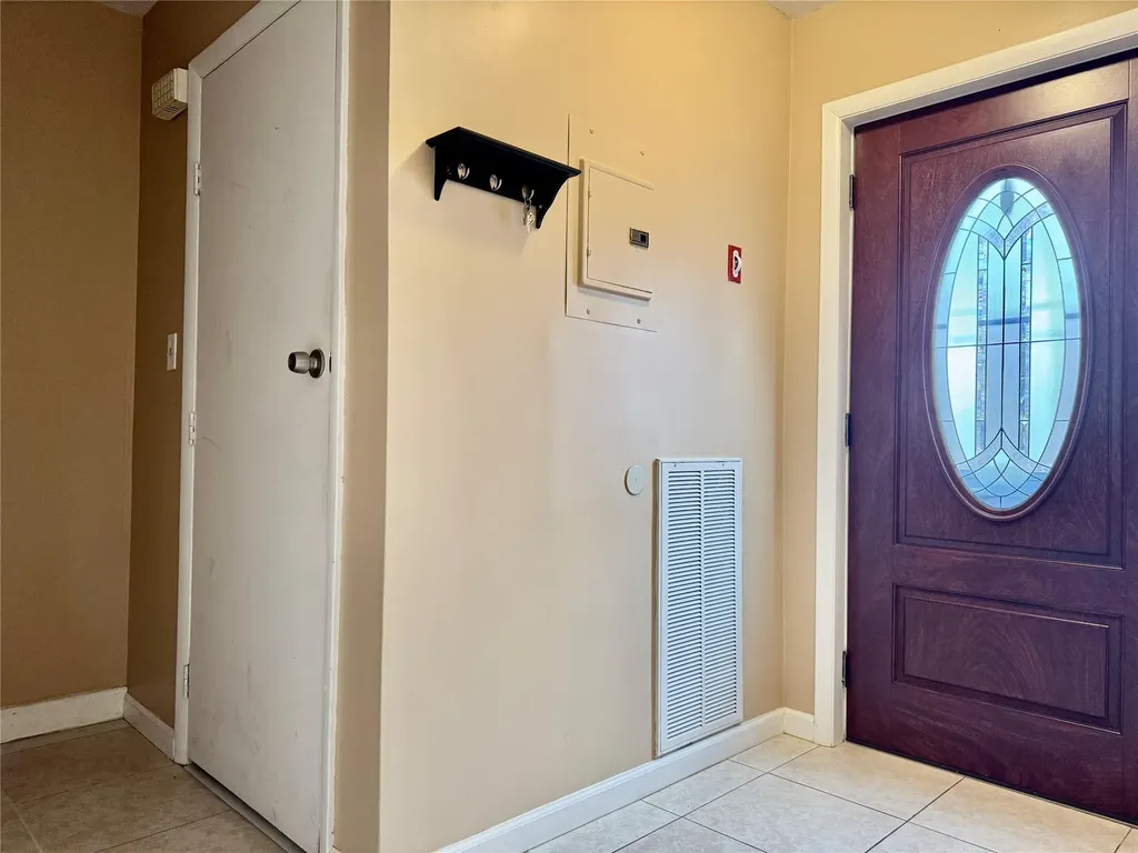 5 N Aspen Road Middletown NY 10940