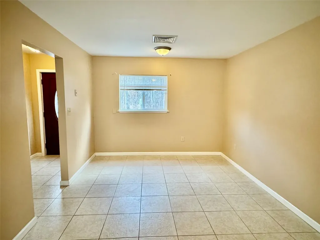 5 N Aspen Road Middletown NY 10940