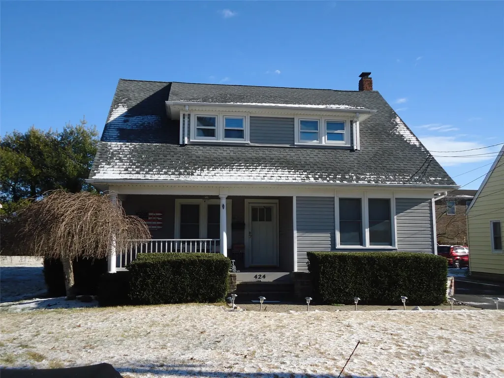 424 Marcy Avenue Riverhead NY 11901