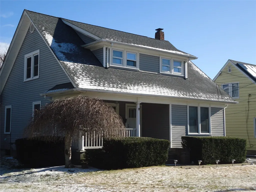 424 Marcy Avenue Riverhead NY 11901