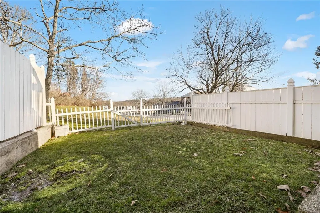 4 Golf Drive Florida NY 10921