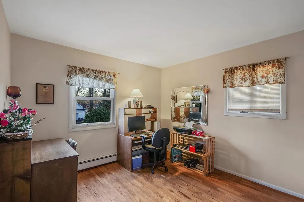 5 Knob Hill Drive Smithtown NY 11787