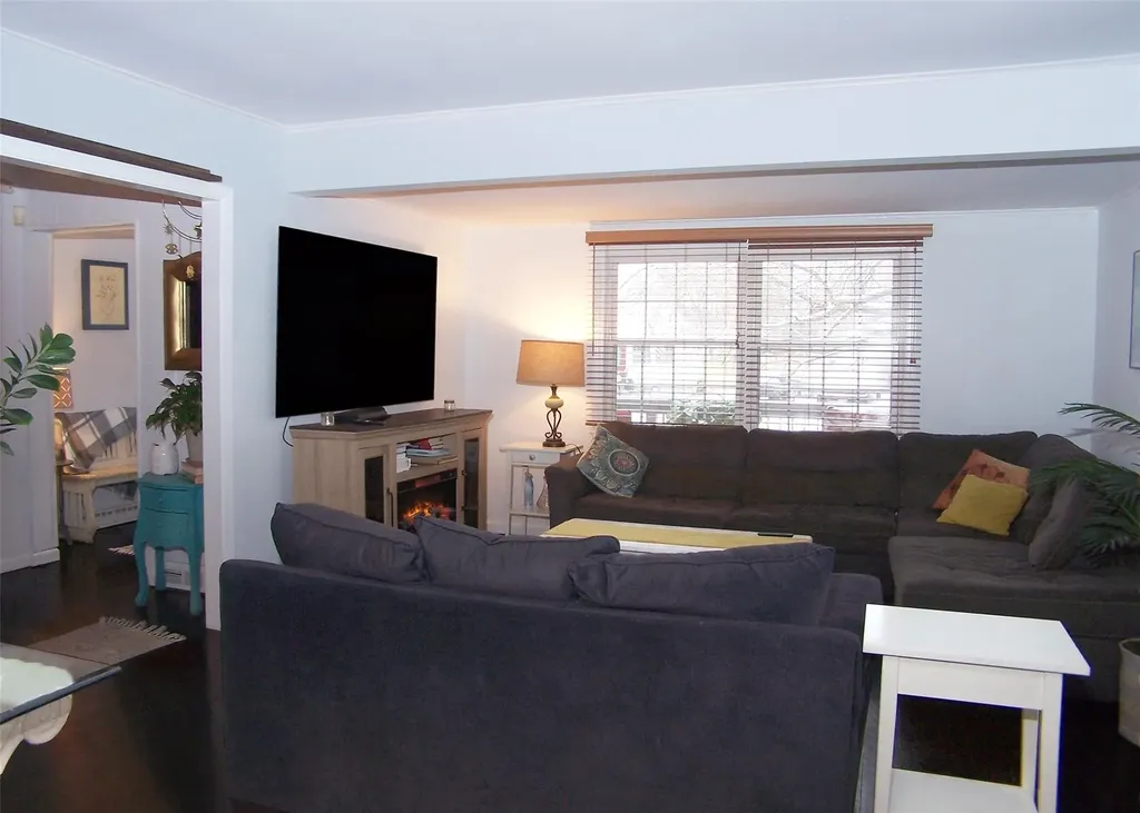 34 Avery Avenue Patchogue NY 11772