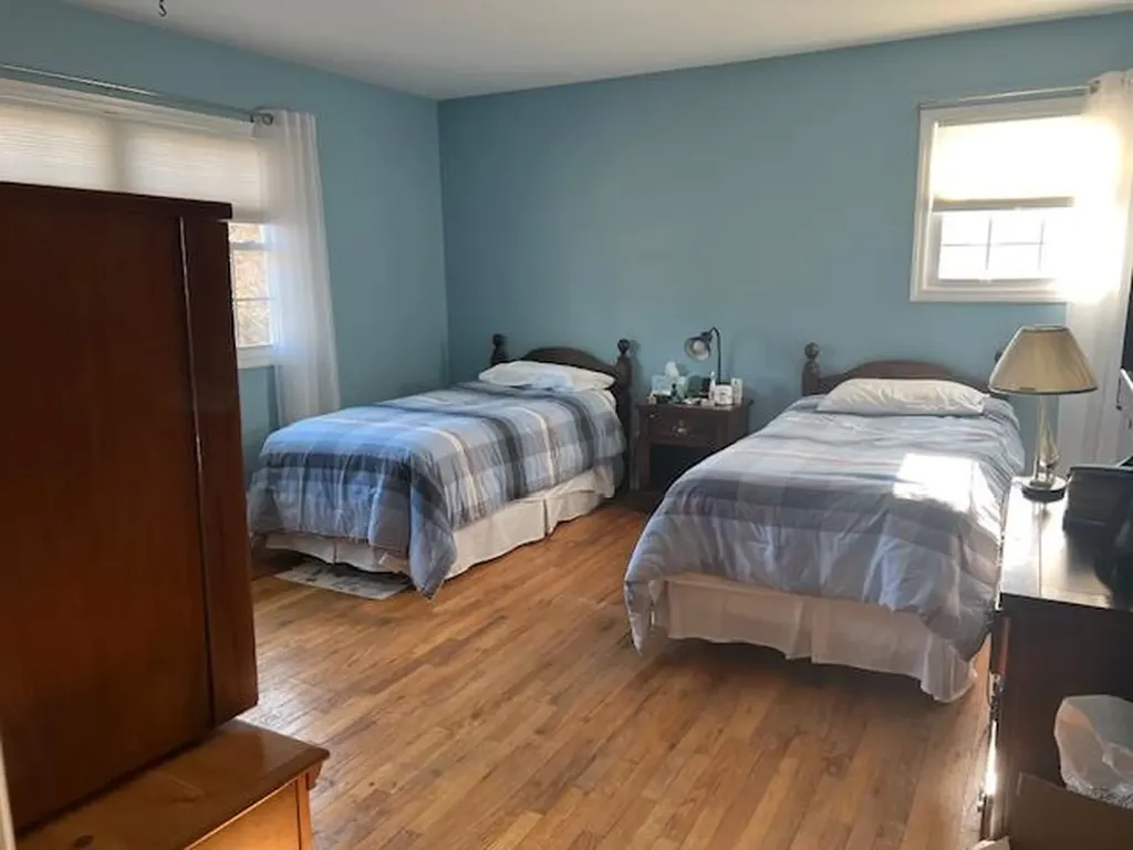 10 Scott Drive Smithtown NY 11787