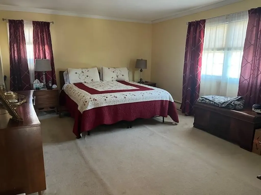10 Scott Drive Smithtown NY 11787