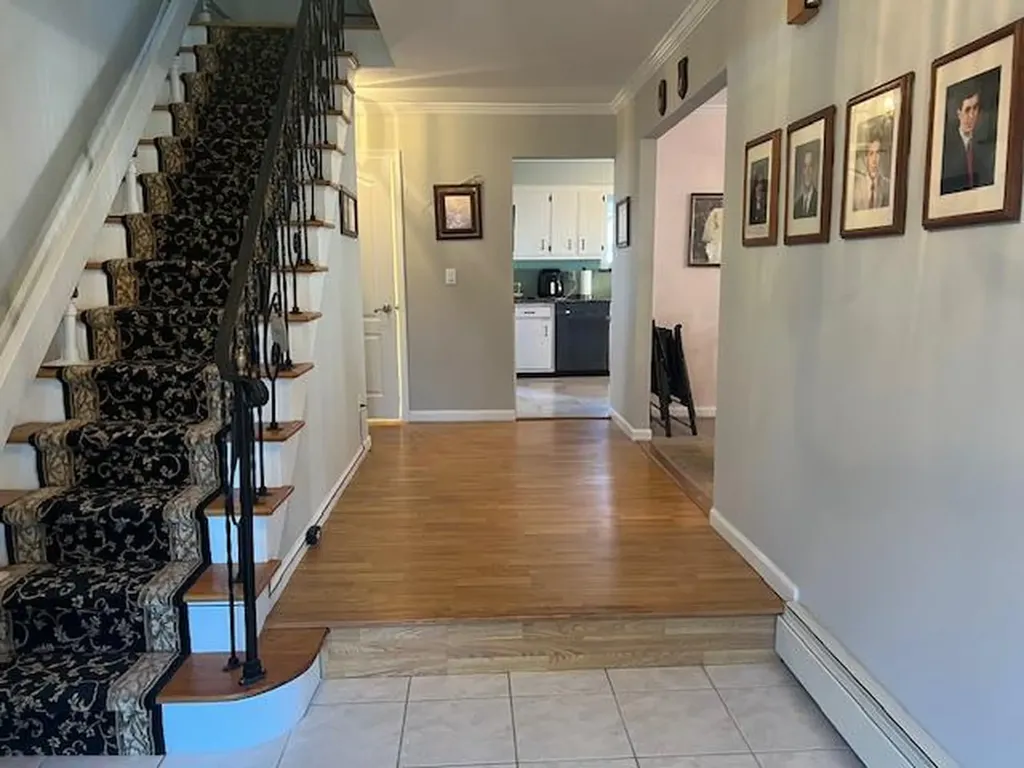 10 Scott Drive Smithtown NY 11787
