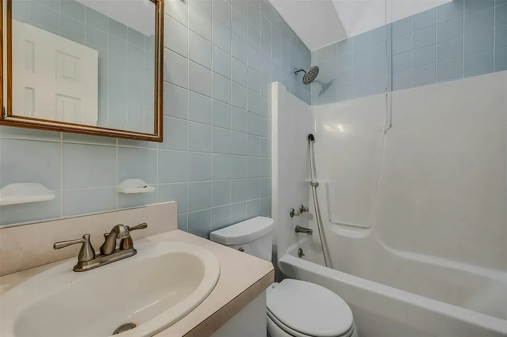 149 Forge Road Calverton NY 11933
