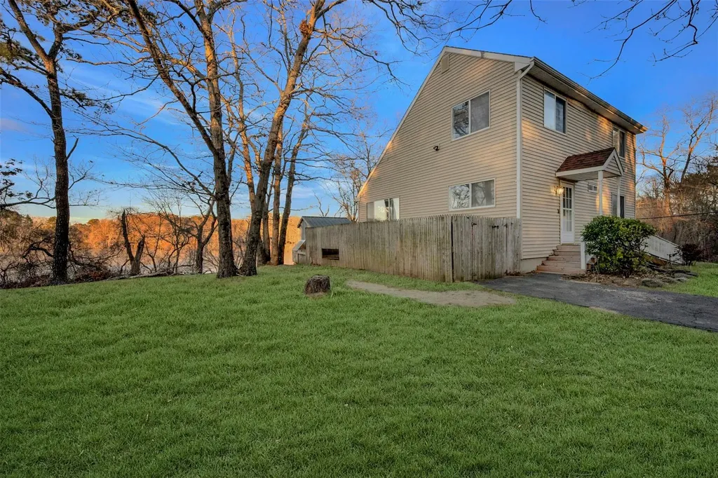 149 Forge Road Calverton NY 11933
