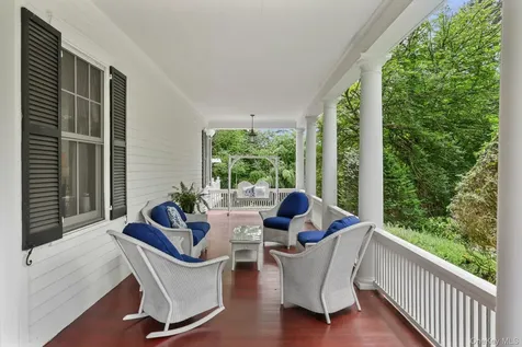 570 North Street Harrison NY 10528