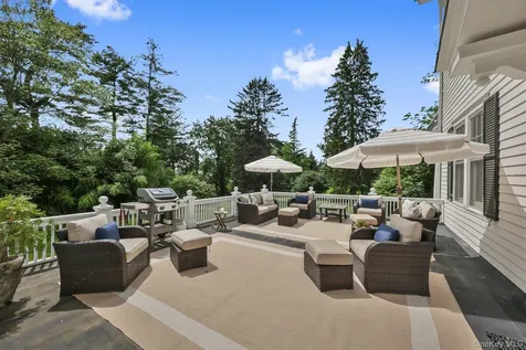 570 North Street Harrison NY 10528