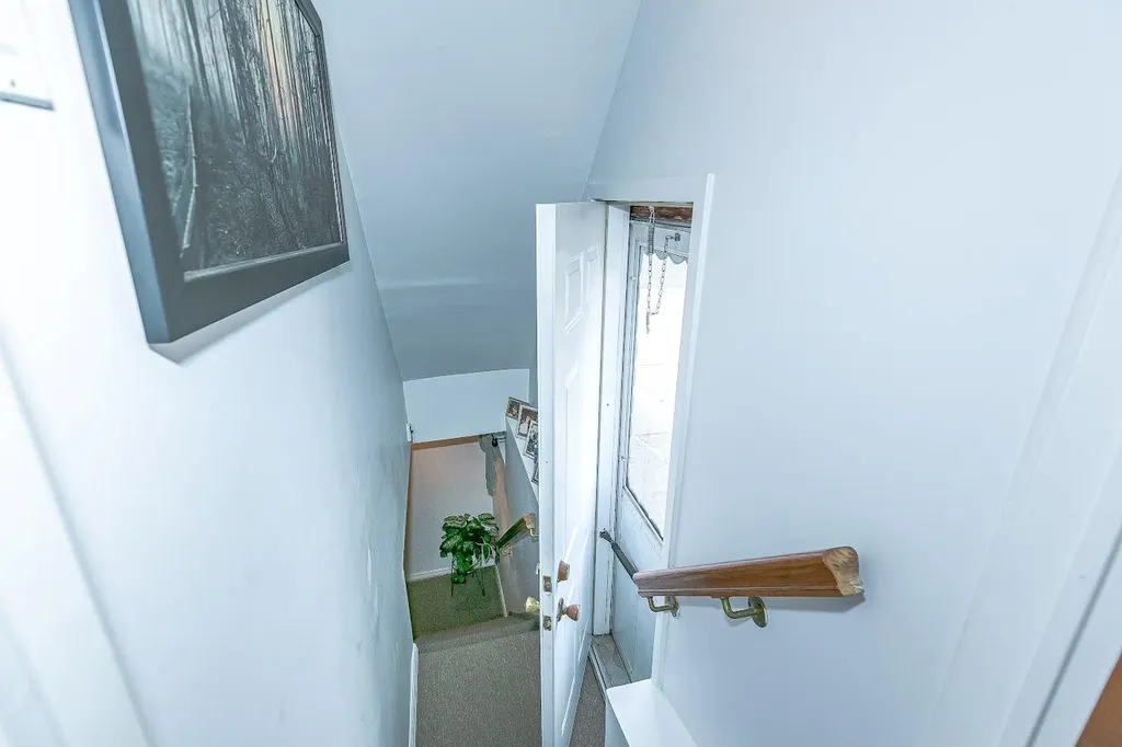 252 Maple Place Mineola NY 11501