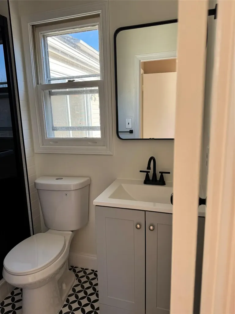 24 Springmeadow Drive Kings Park NY 11754-4603