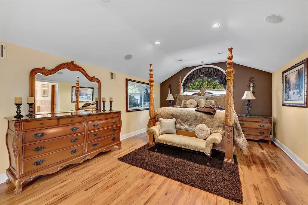 2 Dorchester Drive Yonkers NY 10710