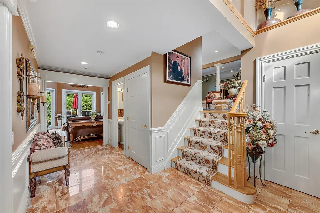 2 Dorchester Drive Yonkers NY 10710