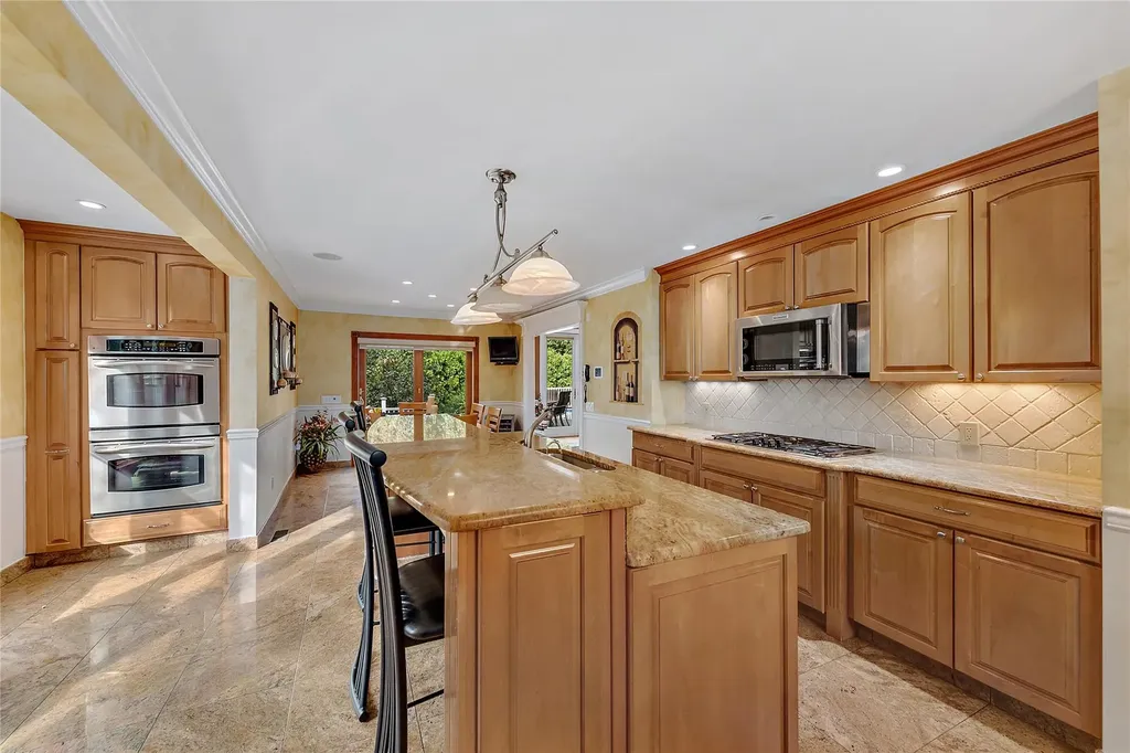2 Dorchester Drive Yonkers NY 10710