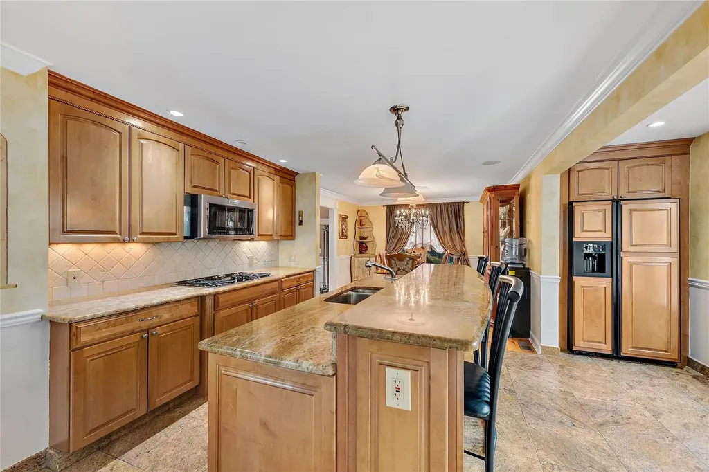 2 Dorchester Drive Yonkers NY 10710