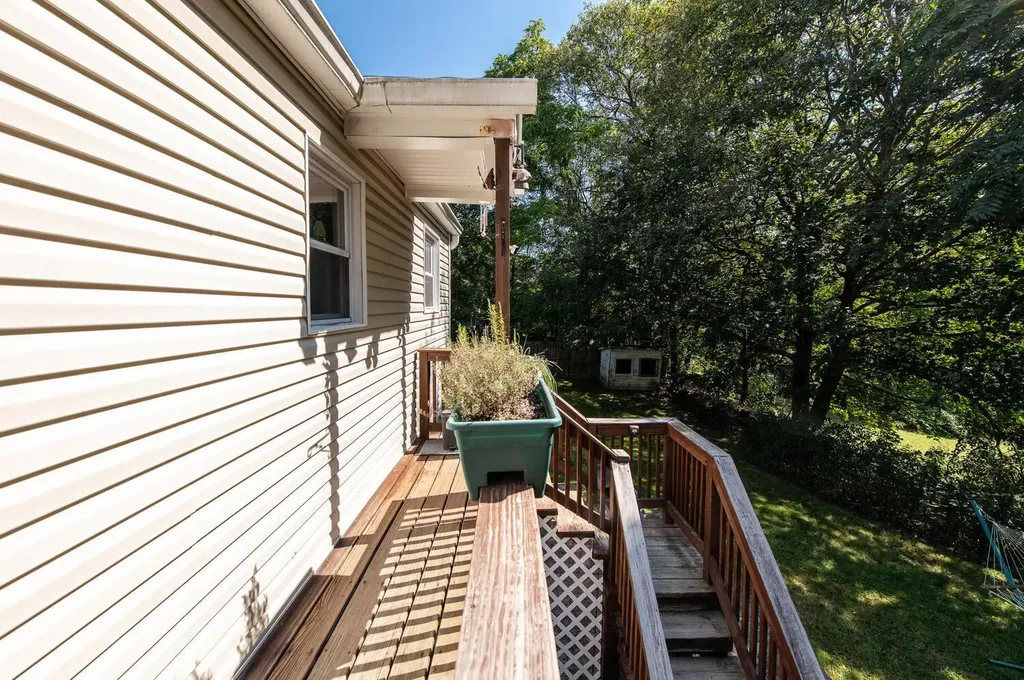 15 Knolls Road Poughkeepsie NY 12601