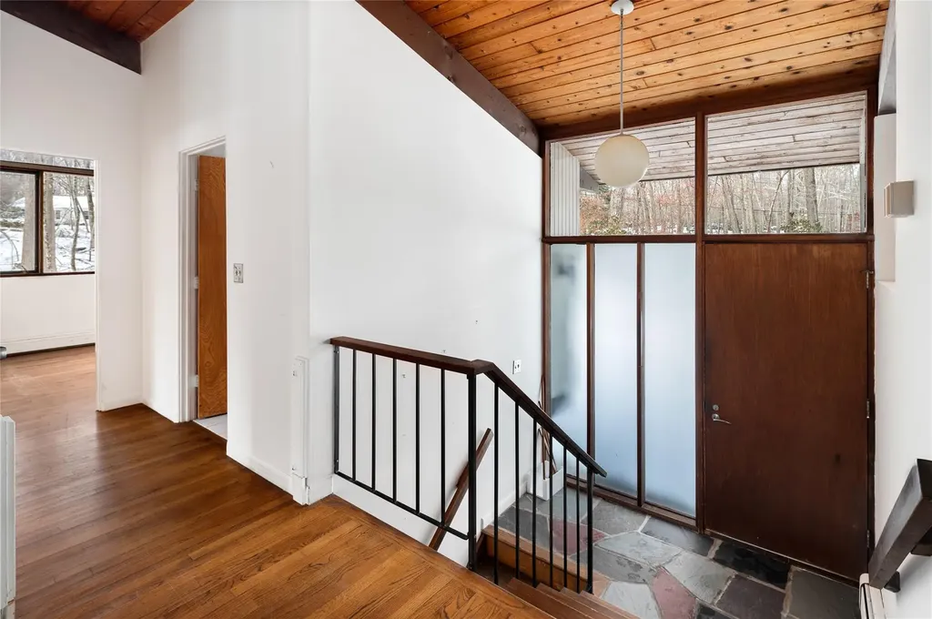 27 Davids Lane Pound Ridge NY 10576