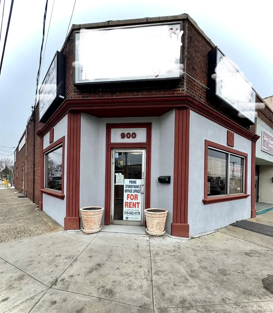 900 Hempstead Turnpike Franklin Square NY 11010