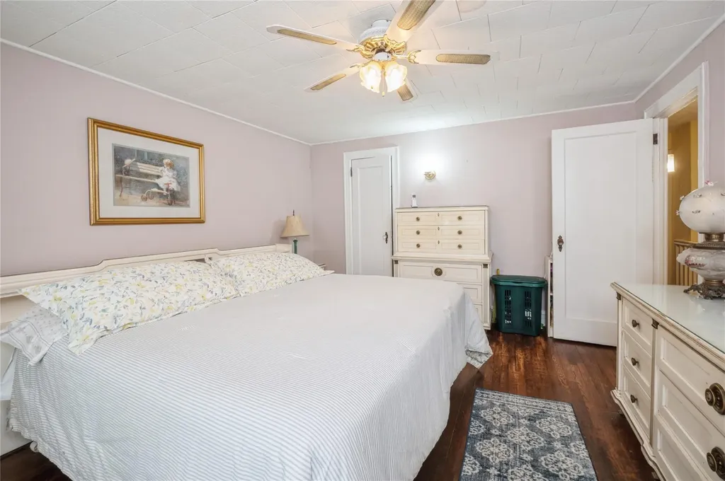 2523 Westervelt Avenue Bronx NY 10469