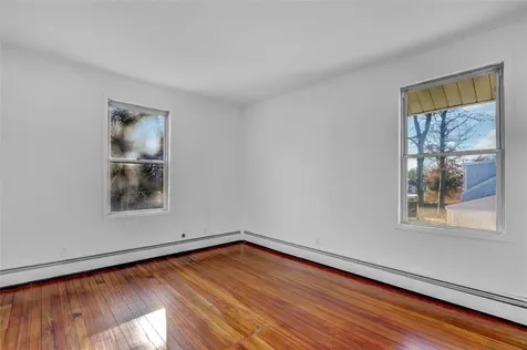 724 Glendale Road West Babylon NY 11704