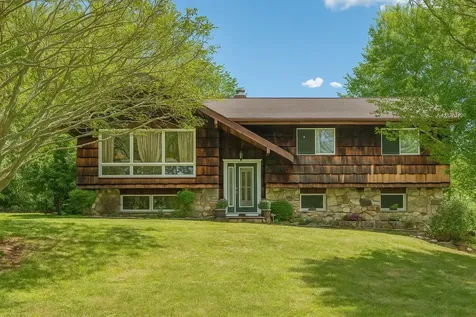 20 Overhill Road Stormville NY 12582