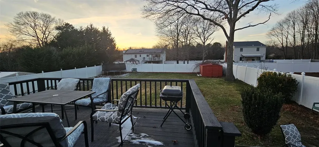 48 Carver Boulevard Bellport NY 11713