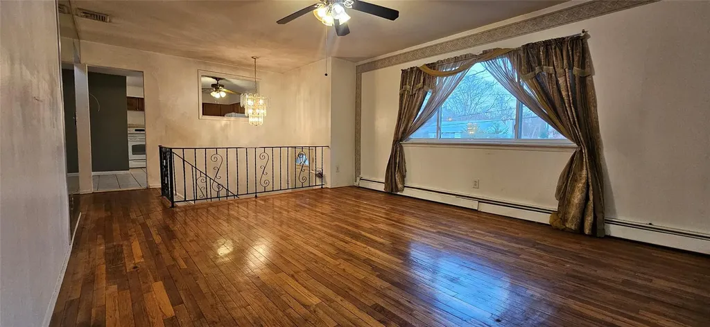 48 Carver Boulevard Bellport NY 11713