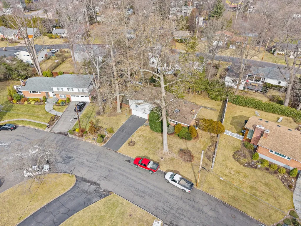 20 Hunt Path New Rochelle NY 10804