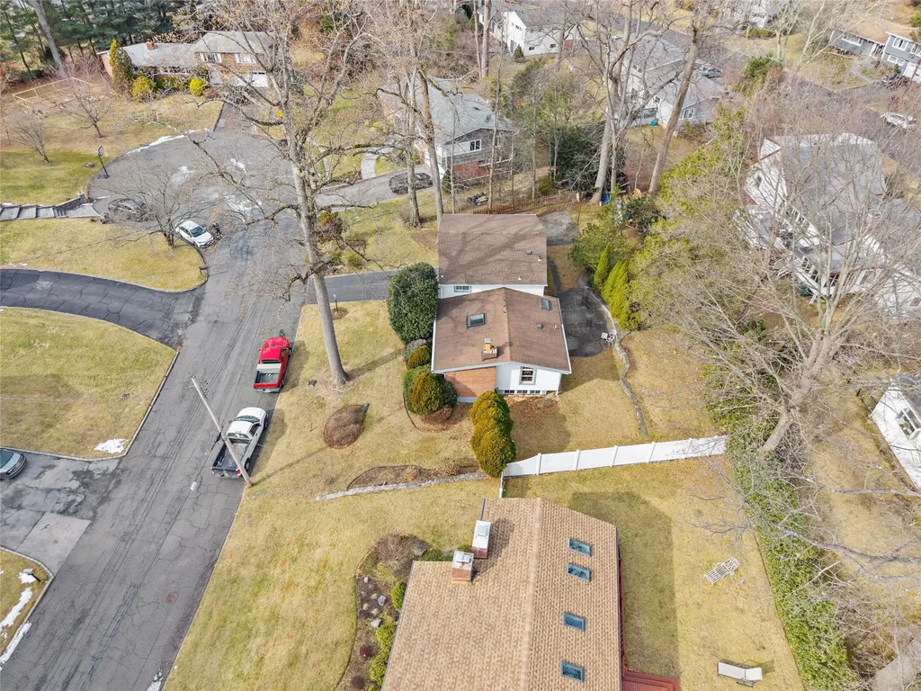 20 Hunt Path New Rochelle NY 10804