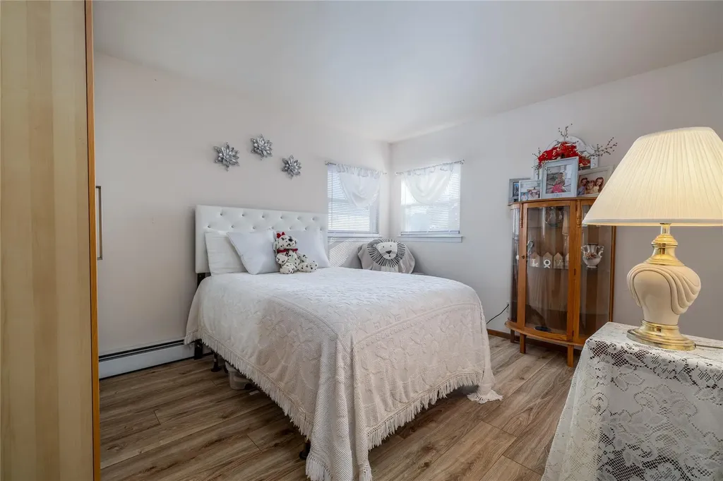 2619 Windsor Avenue Oceanside NY 11572