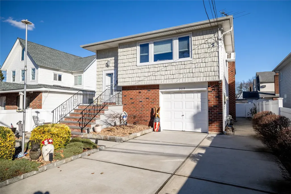 2619 Windsor Avenue Oceanside NY 11572