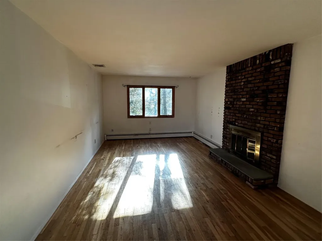 45 Forest Drive Centerport NY 11721