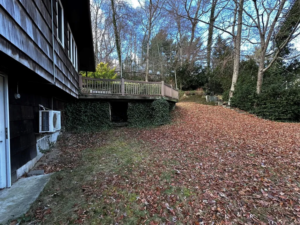 45 Forest Drive Centerport NY 11721