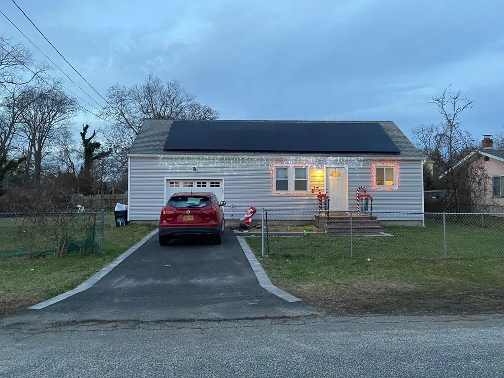 99 Saint George Drive Shirley NY 11967