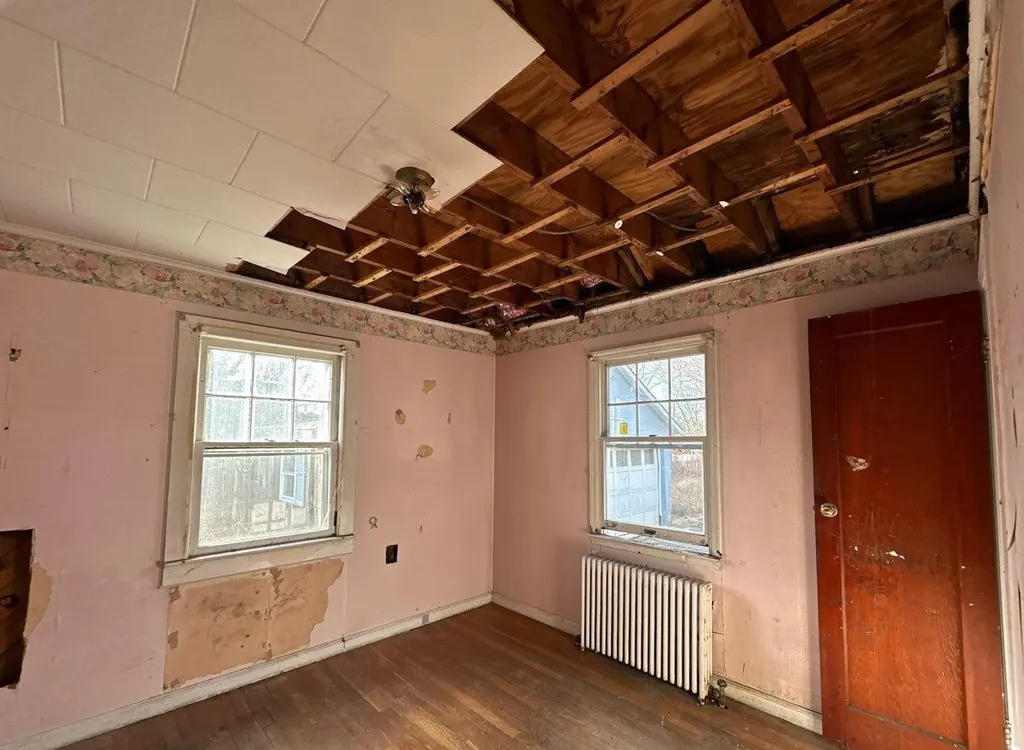 54 Park Street Centereach NY 11720