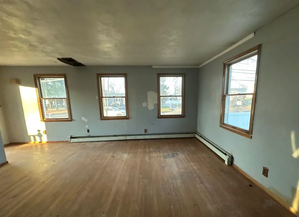 54 Park Street Centereach NY 11720