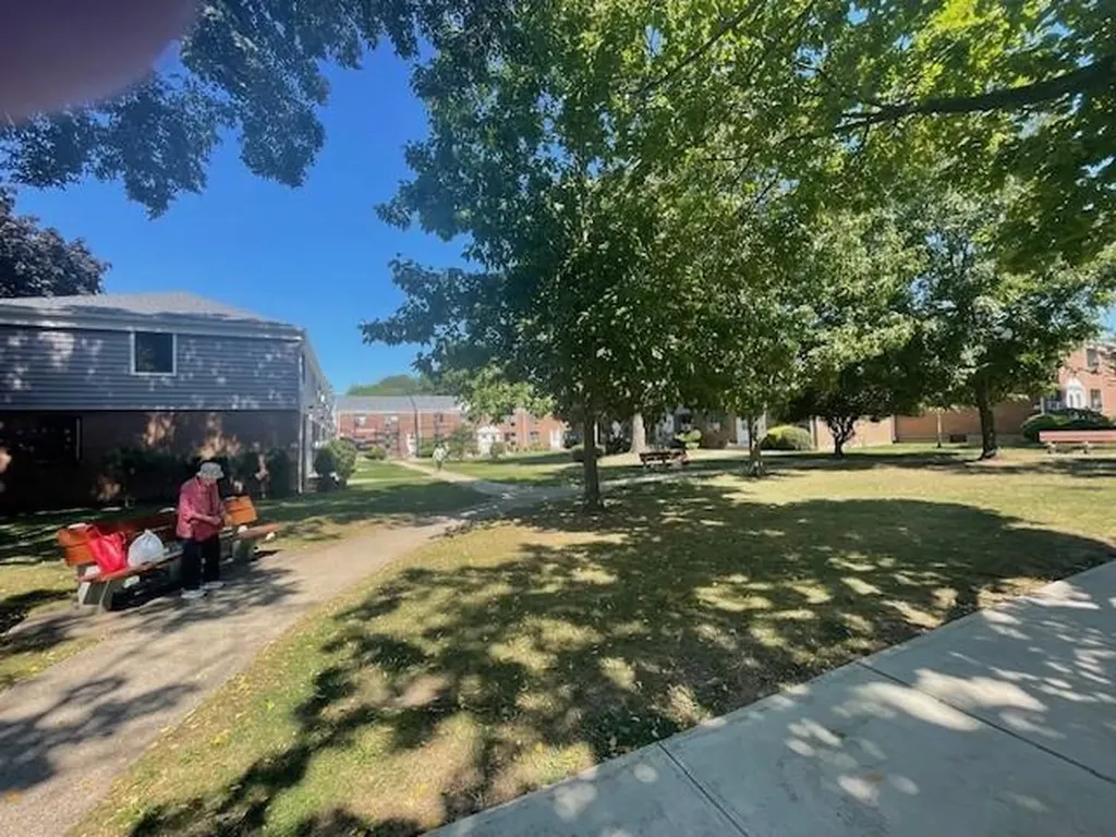 216-21 73 Avenue Bayside NY 11364