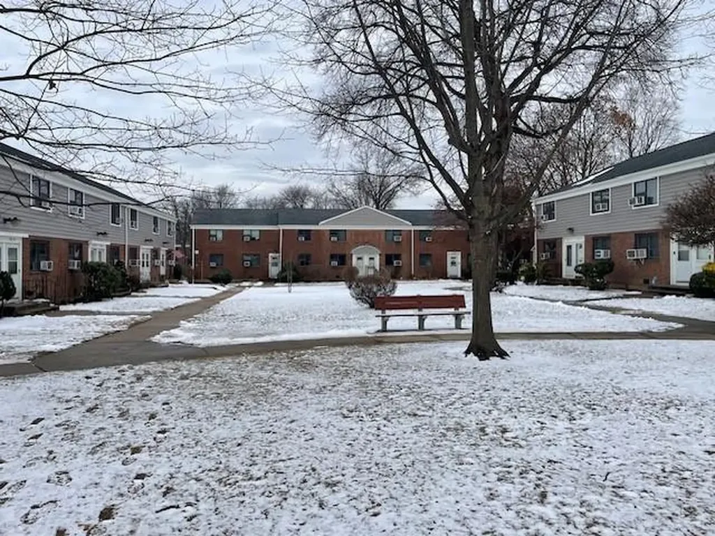 216-21 73 Avenue Bayside NY 11364