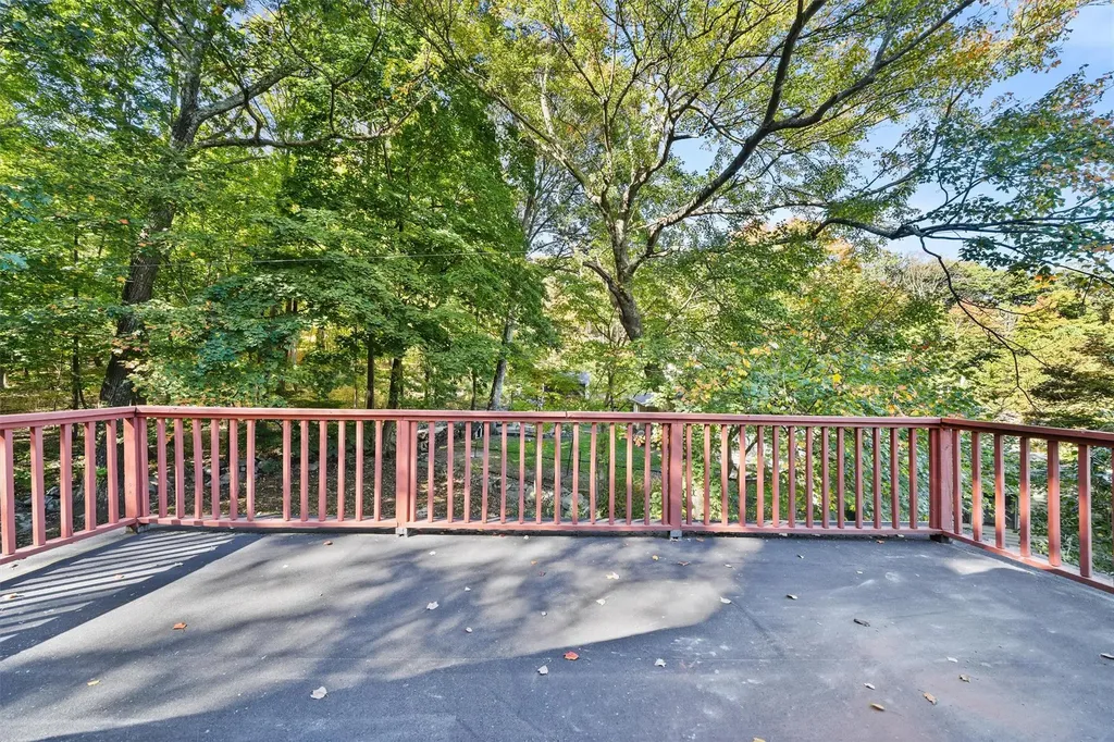 1 Mountain Drive Mahopac NY 10541