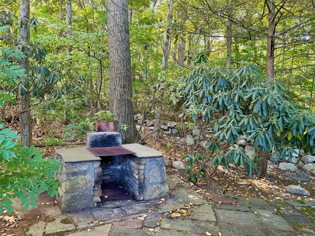 1 Mountain Drive Mahopac NY 10541