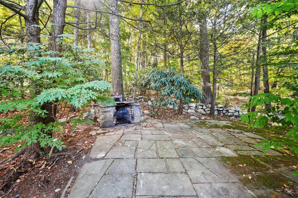1 Mountain Drive Mahopac NY 10541