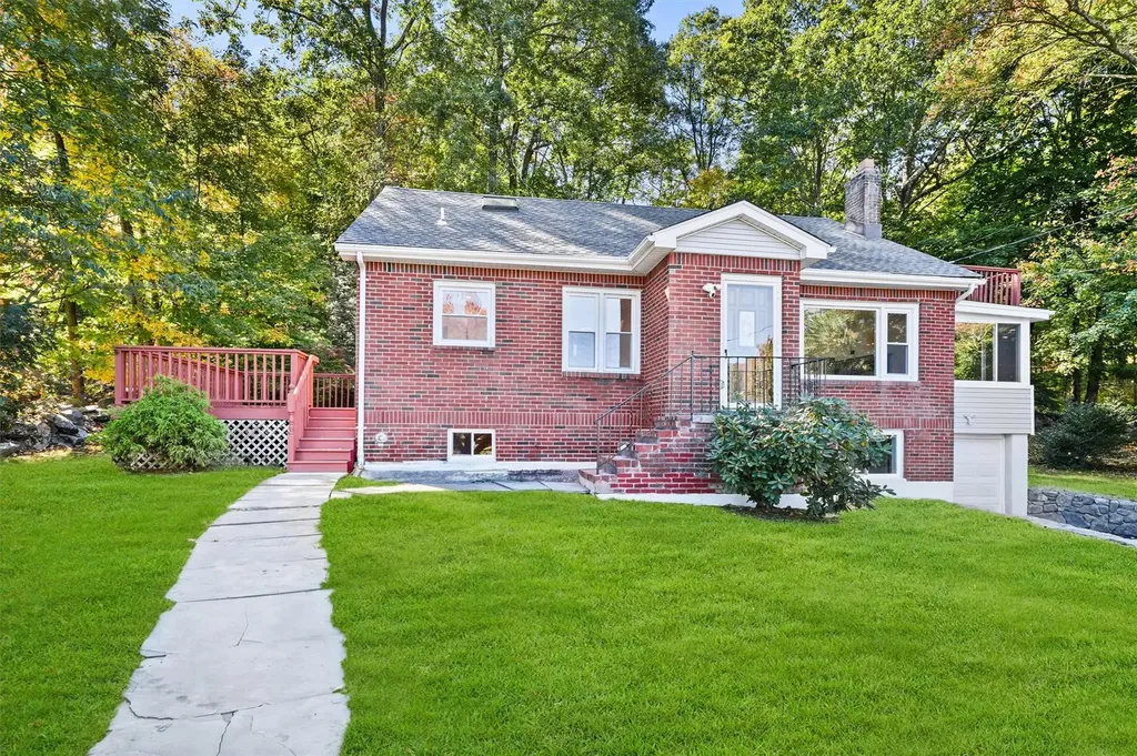 1 Mountain Drive Mahopac NY 10541