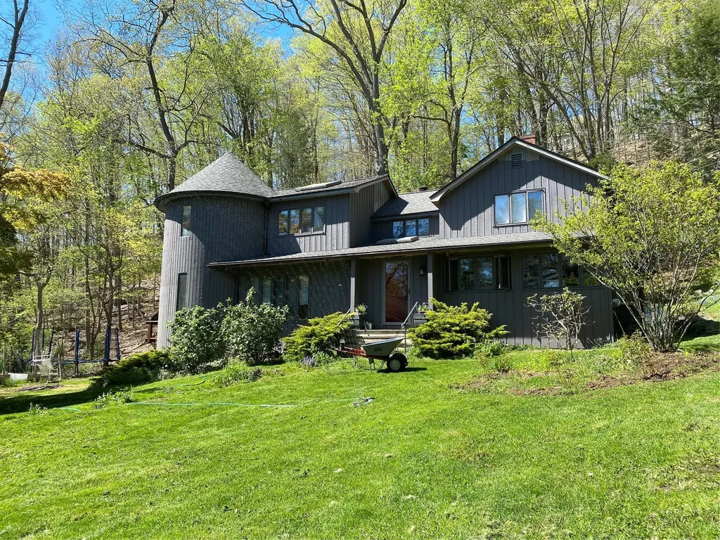 80 Cedar Road Katonah NY 10536