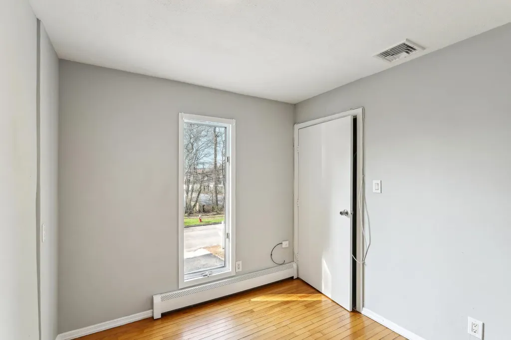 11 Dehan Street Smithtown NY 11787