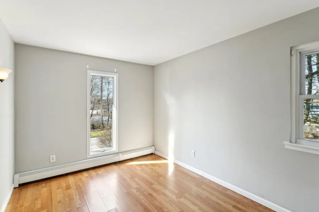11 Dehan Street Smithtown NY 11787