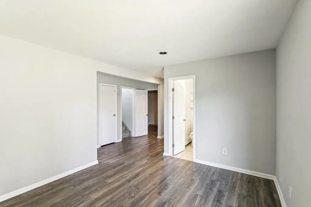 11 Dehan Street Smithtown NY 11787