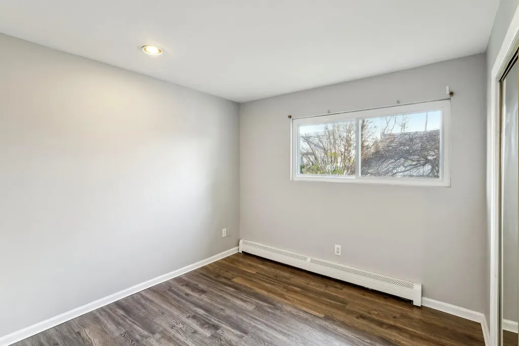11 Dehan Street Smithtown NY 11787
