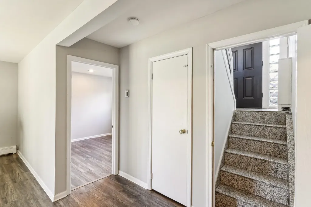 11 Dehan Street Smithtown NY 11787