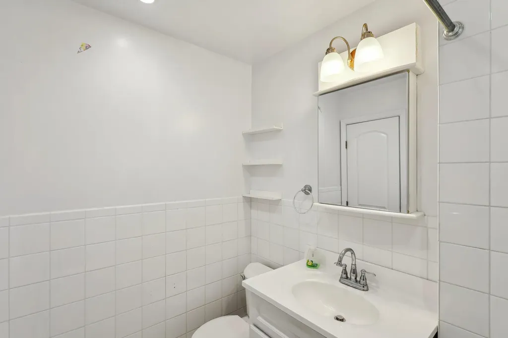 11 Dehan Street Smithtown NY 11787